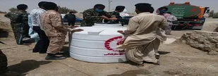 100 تانکر در دو روستای میرشکار و فراهی نصب شد