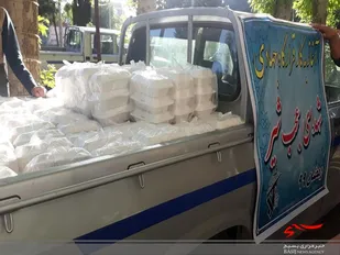 توزیع 1500 بسته غذای گرم بین نیازمندان به همت سپاه عجب شیر