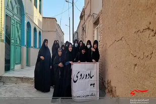 نوجوانان بسیجی سرخه با حضور در گلزار شهدا با شهیدان تجدید میثاق کردند