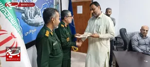 تجلیل از خیرین بسیجی &zwnj;درجاسک
