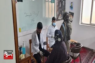 انجام ویزیت رایگان به همت گروه جهادی بسیج جامعه پزشکی در پایگاه شهیده صانعی و شهید مفتح همدان