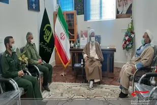 دیدار فرماندهی ناحیه مقاومت بسیج سپاه خواف به همراه مسئول دفتر نمایندگی ولی فقیه در سپاه با امام جمعه شهرستان