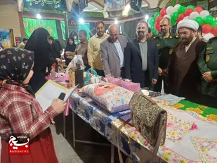 بازارچه و نمایشگاه اقتصاد مقاومتی و مشاغل مقاومتی در اشتهارد افتتاح شد