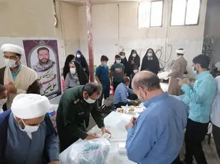 همزمان با ولادت امام حسن مجتبی علیه السلام در شهرستان زرند توزیع شد