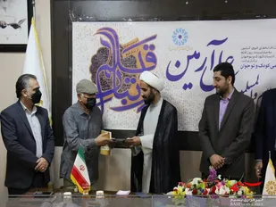 تقدیراز نخبه بسیجی تنگستانی درویژه برنامه آیین از تبارقلم