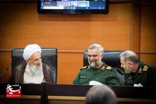 اولین جلسه ستاد پروژه پژوهشی نظام مسائل استان مازندران و پروژه تجربه نگاری مدیران انقلاب اسلامی&nbsp;