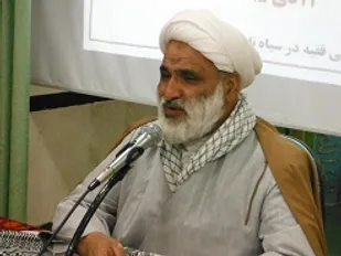 رسیدن به کمال علمی و کرامت انسانی مستلزم تاثیرگذاری در جامعه است