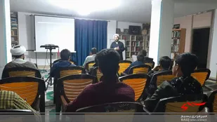دوره تبیین بیانیه گام دوم انقلاب اسلامی در مسجد امام حسن مجتبی (ع) پردیسان