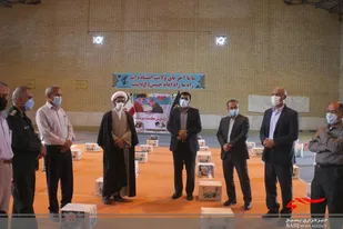 توزیع بیش از 300بسته معیشتی دررزمایش کمکهای مومنانه توسط سپاه تنگستان