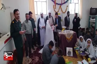 جشن شکرگزاری حفظ جزء ۳۰ قرآن کریم توسط دانش&zwnj;آموزان در روستای گاوسوار