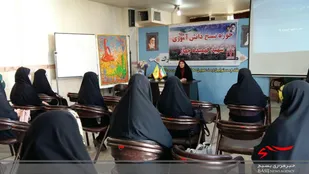 برگزاری نشست توانمندسازی فرماندهان واحدهای مقاومت حوزه شهید فهمیده ۴