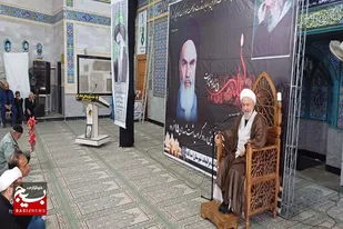 امام خمینی (ره) با علم، تقوا و شجاعت، تاریخ را دگرگون کرد