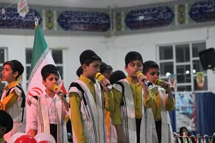 جشن انقلاب در مصلی شهر لردگان