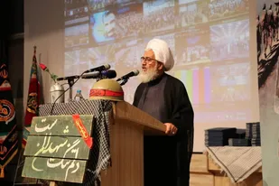 حماسه آفرینی رزمندگان دفاع مقدس بايد به نسل جوان انتقال یابد
