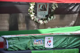 تشییع پیکر مطهر مادر شهیدان بهمنی نژاد در گرگان