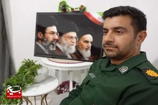 اعزام کارکنان ادارات شهرستان سراوان به مراسم تشییع قائد امت در مشهد مقدس