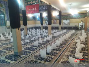 توزیع ۱۲۰ بسته درمانی معیشتی ویژه بیماران کرونایی منطقه نیروگاه قم