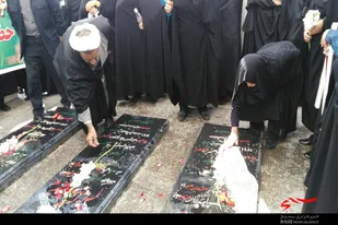 تجدید میثاق بسیجیان سامن به&zwnj;مناسبت آزادسازی خرمشهر با شهدای گمنام