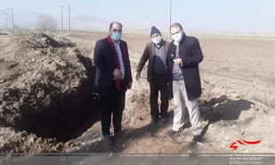 حفر کانال برای هدایت آب&zwnj;های سطحی در روستای نصرت&zwnj;آباد اسدآباد