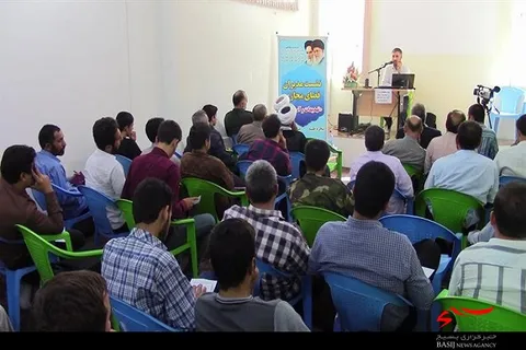 ناهنجاری های جامعه ناشی از نبود سواد رسانه ای است