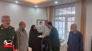 دیدار فرمانده سپاه آبیک با خانواده معظم شهید محمدی