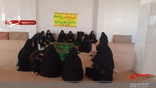 بر پایی سفره صلوات در روستای دهنو گودرز