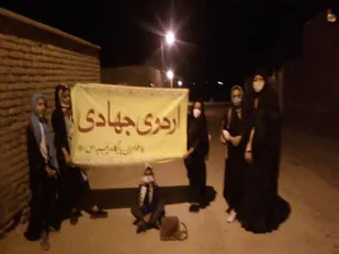 رصد شبانه ستارگان توسط نوجوانان حلقه صالحین پایگاه مقاومت زینبیه