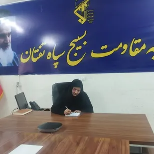 برگزاری نشست خبری فرمانده حوزه مقاومت بسیج فاطمیه تفتان به مناسبت هفته دفاع مقدس