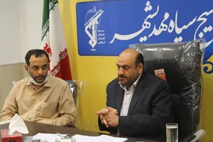نشست هم اندیشی مسئول بسیج كارمندان سمنان با فرمانده سپاه مهدیشهر