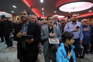 حضور باشکوه زنجانی ها در سوگ شهادت رئیس جمهور