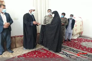 سرکشی از خانواده معظم شهید در هیرمند