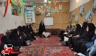 کافه گفتگو دهه هشتادی&zwnj;های پایگاه ریحانةالرسول قم با موضوع زندگی عفیفانه