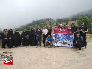 صعود تیم کوهنوردی خواهران وبرادران پایور سپاه نینوا به قله درازنو
