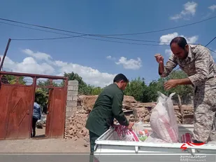 اردوی جهادی یه روزه ناحیه رابر همراه مسئولان