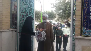 افتتاح نمایشگاه استکبارستیزی در یادمان شهدای نجف آباد