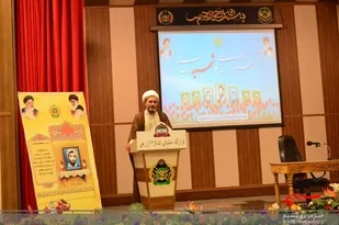 ایران اسلامی قدرت تمدن سازی و توانایی همراه ساختن مردم جهان را با خود دارد