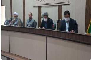 یکی از سیاست های ما در اداره کار این است که به دنبال از بین بردن فقر مطلق هستیم