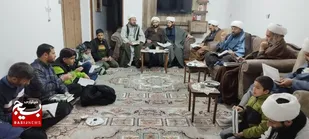 جلسات قرآن خانگی عامل مهمی برای تقویت کانون خانواده است
