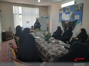 نشست عقیدتی در حوزه کوثر