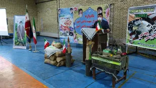 دانش آموزان بسیجی ذخایر انقلاب هستند