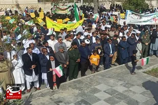 22 بهمن نماد اتحاد قوميت هاي کنارک است
