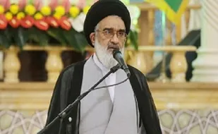 بسیج دستاورد نهضت عاشورا است