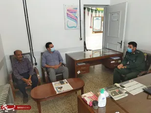 تجلیل حوزه امام حسین (ع) مروست از کارکنان اداره مخابرات
