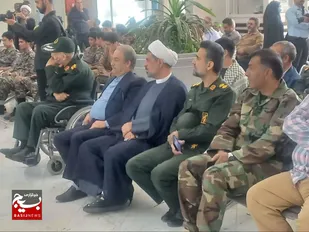 مراسم اعزام نمادین بسیجیان به جبهه در ایستگاه راه آهن قم اجرا شد