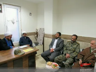 بازدید فرمانده ناحیه مقاومت بسیج امام صادق (ع) از مجموعه فرهنگی قرآنی امام صادق(ع) + تصاویر
