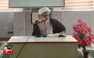 روزه انسان را وارسته و پاک می کند.&nbsp;