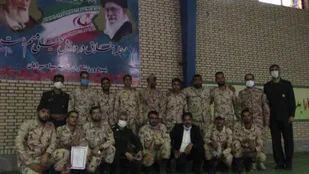 تجلیل از سربازان با عنوان "دیده بان جوان" در سرایان