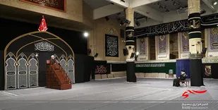 برگزاری مراسم عزاداری شب عاشورای حسینی با حضور رهبر انقلاب