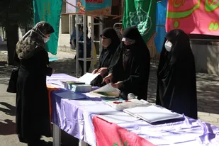 ایستگاه صلواتی کتاب و ماشین نویسی در شهرکرد