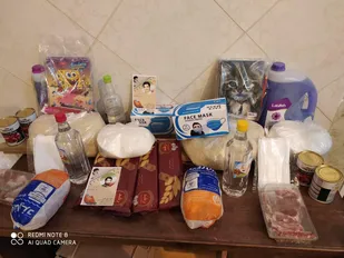 توزیع 100 بسته معیشتی بین نیازمندان و آسیب دیدگان کرونا